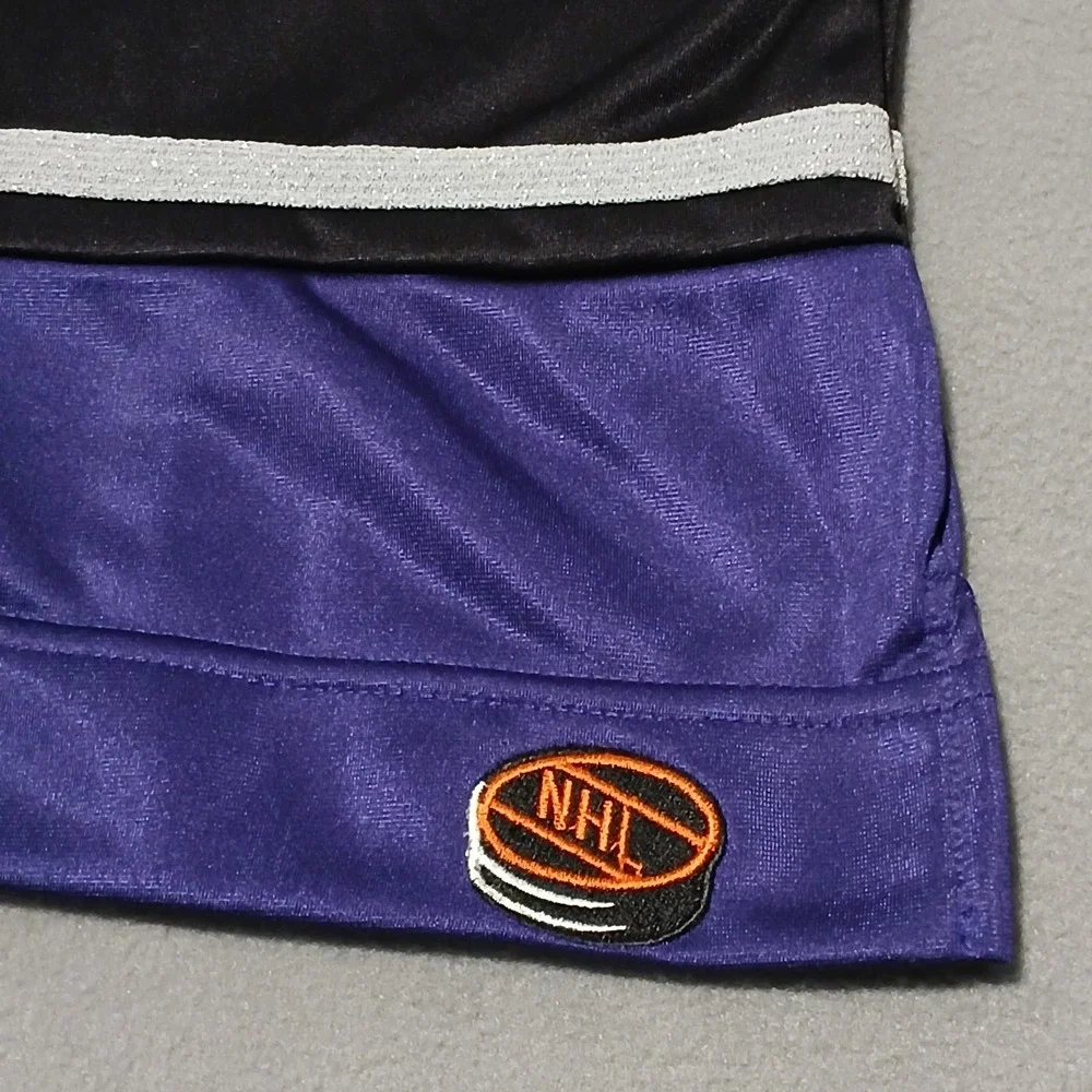 VTG CCM LA Kings Women's Hockey Jersey XS Purple NHL Embroidered For‎ Her Retro